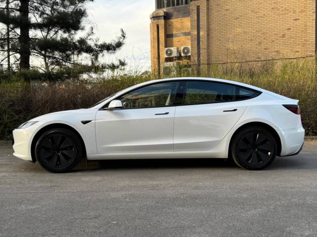 2024 Tesla Model 3 0.0 RWD 4dr Auto