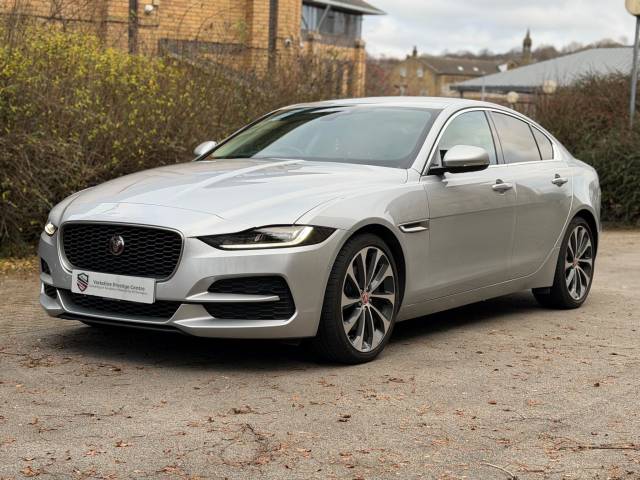 2020 Jaguar XE 2.0 HSE 4dr Auto