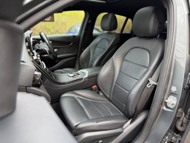 2019 Mercedes-Benz GLC 2.1 GLC 220d 4Matic AMG Line Premium 5dr 9G-Tronic