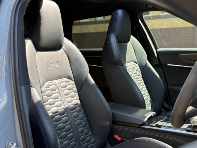 2020 Audi RS6 Avant 4.0 TFSI V8 Carbon Black Tiptronic quattro Euro 6 (s/s) 5dr