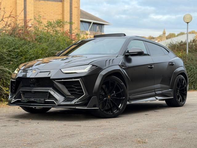 Lamborghini Urus 4.0T FSI V8 5dr Auto Estate Petrol WHITE